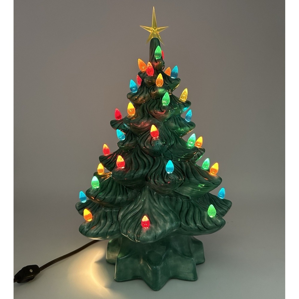 Vintage 1978 Atlantic? Mold Ceramic Christmas Tree 2 Piece Lighted Green Holiday